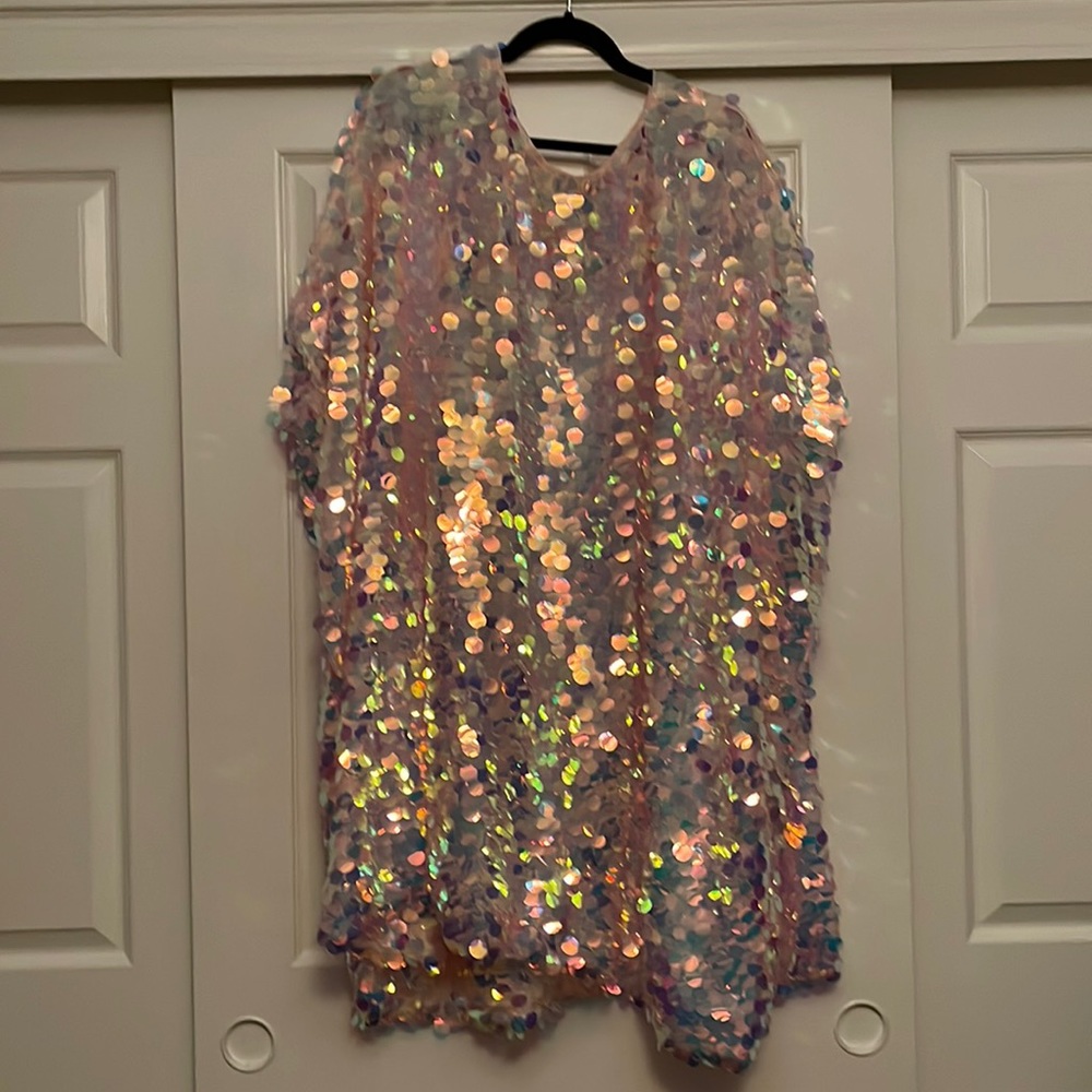 NWOT NEVER WORN sequined dress/top